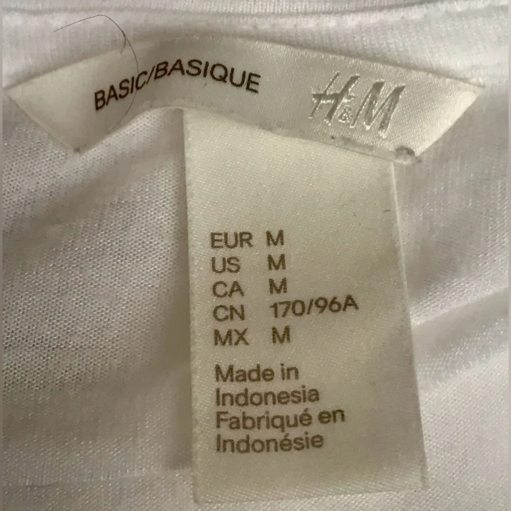 H&M Basic White Sleeveless Shirt - Size: M - Picture 4 of 4